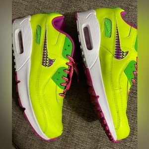 Nike women’s size 7